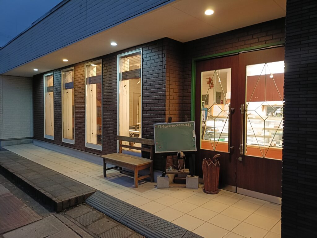 パガニーニの外観