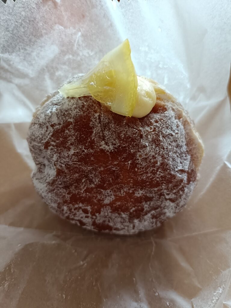 エタジマリモーネ