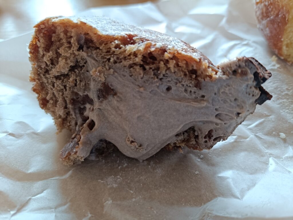 ダークチョコレートの断面